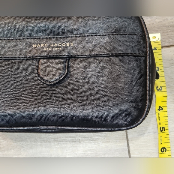 Marc Jacobs Black Crossbody Bag - Picture 3 of 11